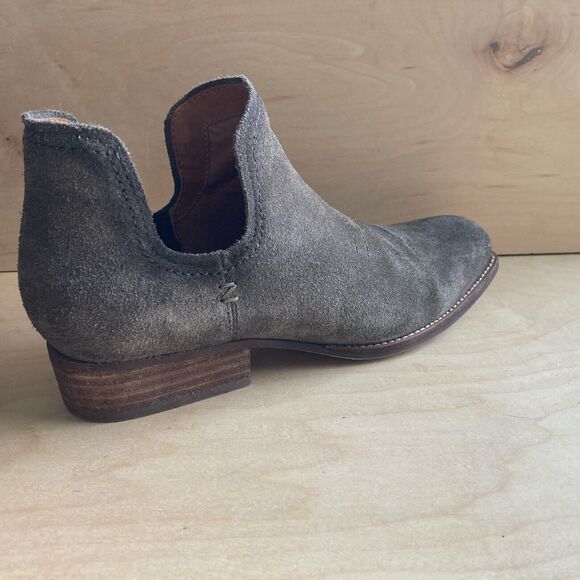 Zodiac Women's Boot Bootie Grey Suede Size  9.5  M  Western Toe - Picture 5 of 16